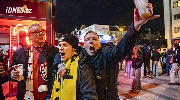 Çek zaferinin hemen ardından Dünya Kupası sahalarına olan uçuşlara ilgi arttı