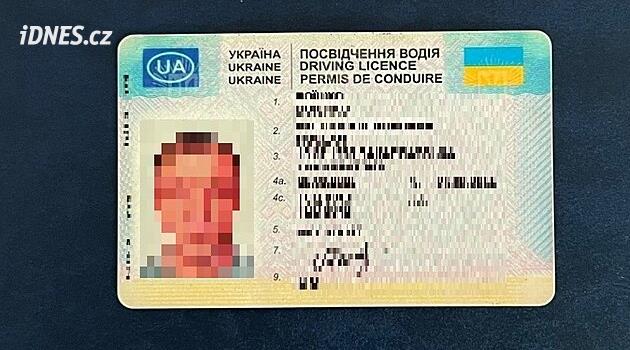 Policie v Třebíči odhalila v týdnu tři padělané řidičáky. Pomohl alkohol