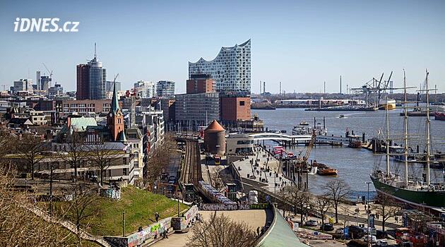 Metropole, která voní mořem. Erotické kluby v Hamburku učarovaly i „Broukům“