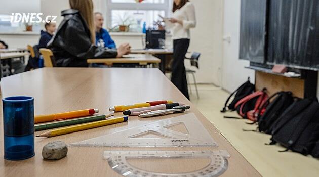 Žáci už mohou kontrolovat výsledky přijímaček. Ale jen někteří z nich