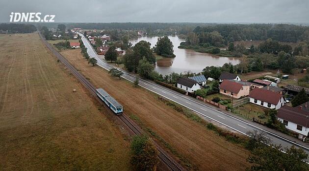 Železnice šetří. První stavbou podle nových pravidel bude trať do Českých Velenic