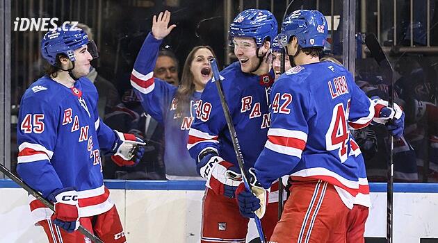 Chmelař ve Perreault, Detroit'i yenmek için Rangers'ı kovdu