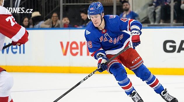 Chmelař ve Perreault, Detroit'i yenmek için Rangers'ı kovdu