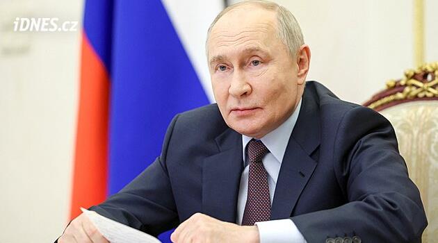 Putin v úzkých. O blokování internetu nemluvíme kvůli teroristům, vysvětloval