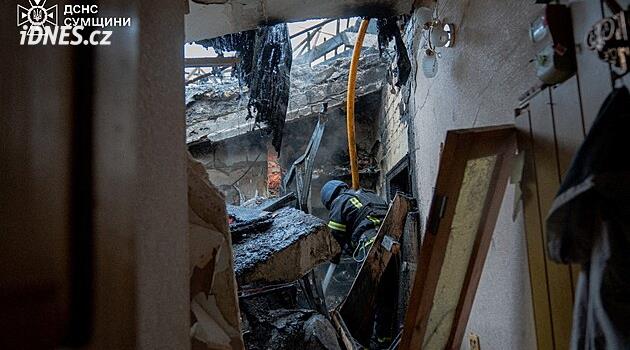 Ukrajina a Rusko se obviňují z porušování velikonočního příměří v tisícovkách případů