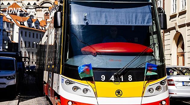 Vedra v Praze: Jak najít klimatizovanou tramvaj nebo autobus? Triky v aplikaci MHD