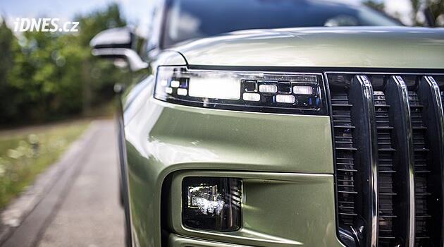 Range Rover z Temu ovládl UK. Proč Britové berou čínské Jaecoo útokem