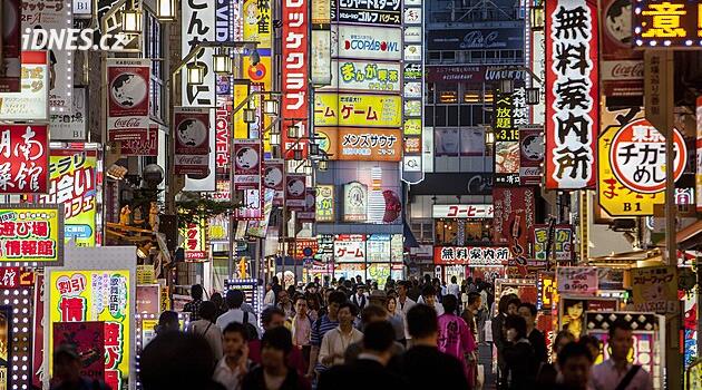 Nejrušnější přechod, čisto bez košů na odpadky. Tak vypadá největší město světa