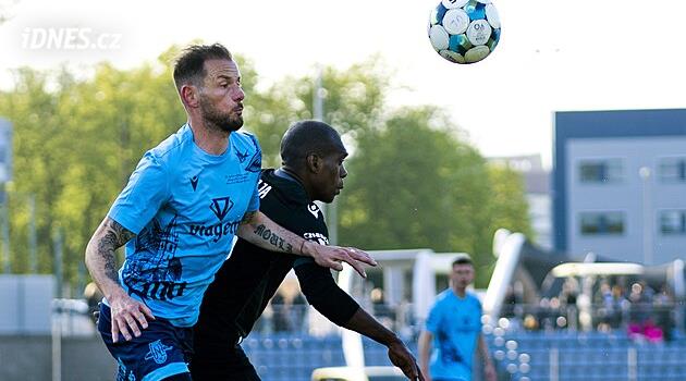 Fotbalisté Žižkova přehráli Třinec a natáhli svou bodovou šňůru ve druhé lize