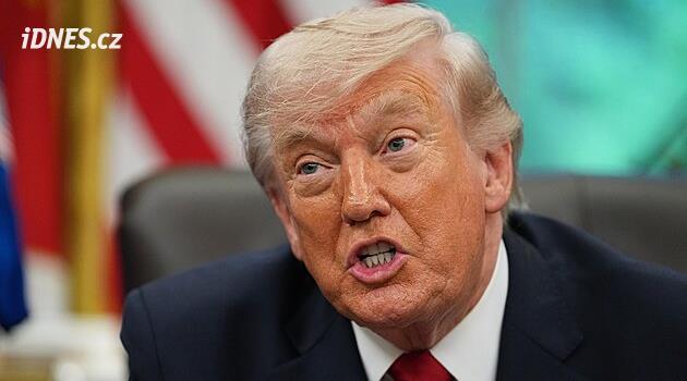 Modřiny i únava jdou stranou? Trump před 80. jubileem hlásí „perfektní formu“
