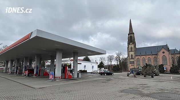 Polonya benzin istasyonlarındaki ucuz benzin henüz Çeklerin ilgisini çekmiyor