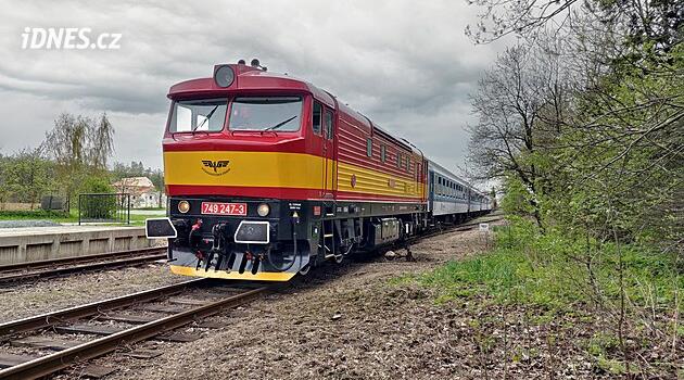 Na co zírá mašinfíra: Pod Orlickými horami k památkám východních Čech