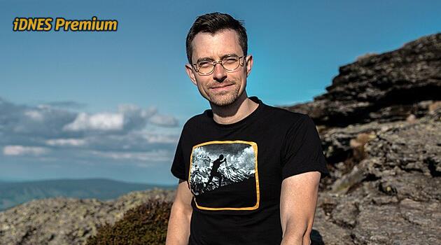 Došli jsme do bodu, kdy už to bylo hlavou proti zdi, líčí horolezec, jak uvázli v Alpách