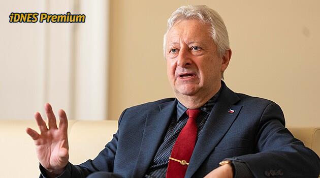 Kauza Vystrčil? O speciál jsem přišel i já. Zůna o nové armádě i Pavlovi na summitu