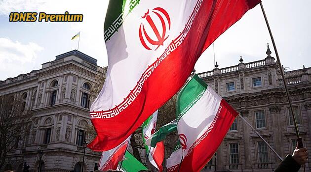 Dilema pro Británii. Trump se jí vysmívá i přes základny, z druhé strany hrozí Írán