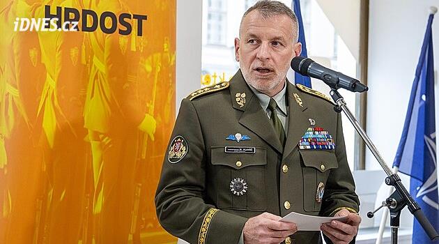 Výbor pro obranu projedná nového šéfa armády, dorazí Řehka i Zůna