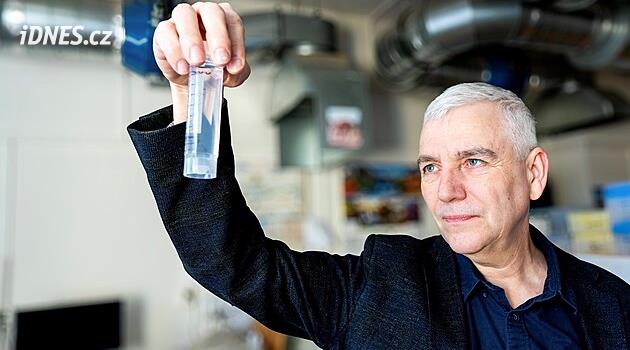 Çek bilim adamları, suyu antibiyotik kalıntılarından temizlemek için devrim niteliğinde bir yöntem geliştirdiler