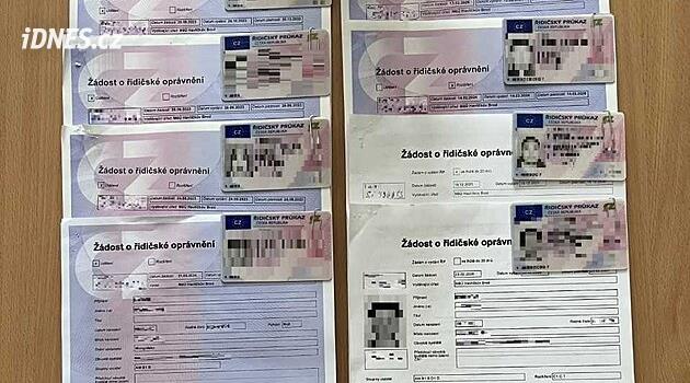 Jihlava polisi Moğolları sahte ehliyet nedeniyle yargılıyor