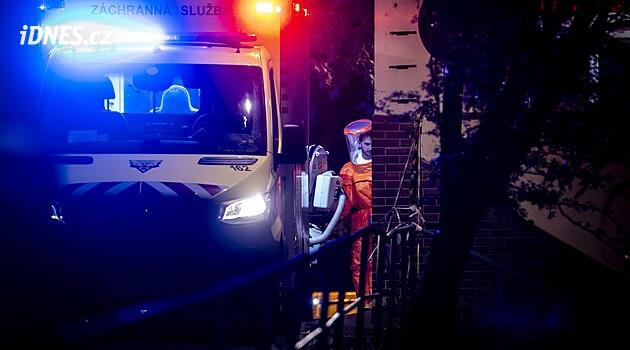 Američan izolovaný na Bulovce s podezřením na ebolu příznaky nadále nevykazuje
