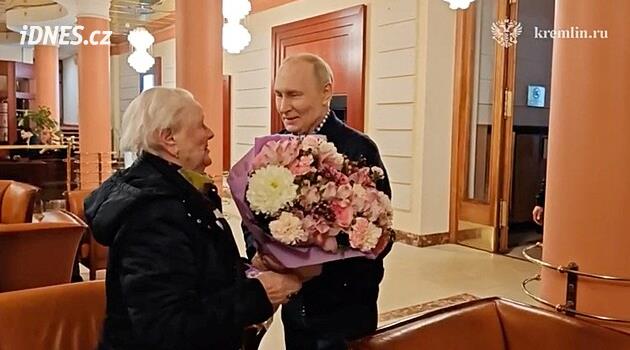 Kremlin, Putin'in saklanmasına tepki olarak bir video yayınladı