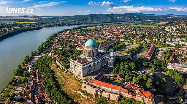 Maďarsko není jen Budapešť. Navštivte Montmartre Dunaje i hlavní město Balatonu