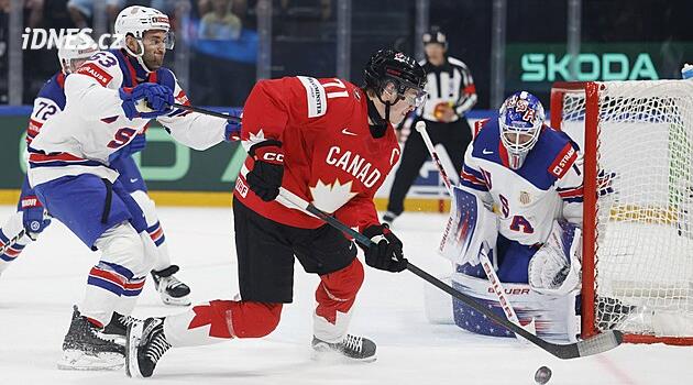 Celebrini je nej pro IIHF. Mladý Kanaďan ovládl anketu o hokejistu sezony
