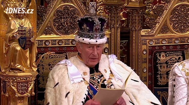 Král Karel je mrtev, ohlásila britská stanice. A nechala část Anglie v šoku