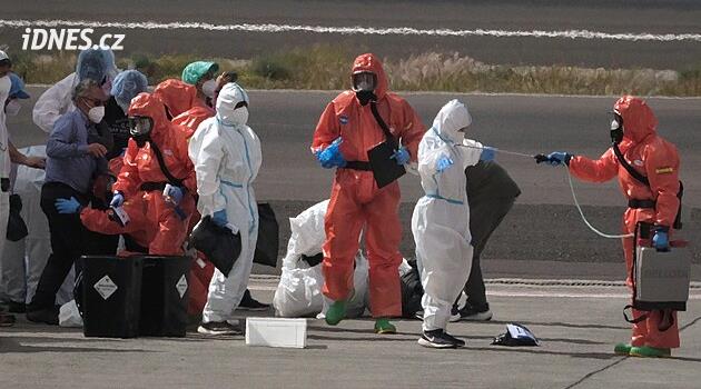 U Francouzky z výletní lodi se potvrdil hantavirus, příznaky mají i Američané