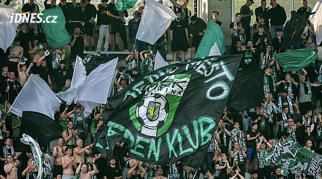 Futbol Karviná'nın itirazı geri çekip ikinci lige çıkacağı söyleniyor