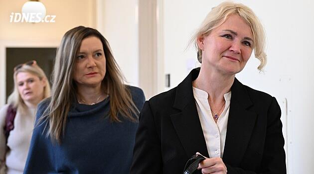 Čapí hnízdo jen s Nagyovou. Jsem vázán závěry vyšší instance, řekl soudce Šott