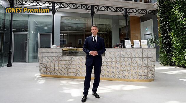 „Svět maďarských Ceausesců“. Magyar natočil Orbánův luxus, našel i skartovačky