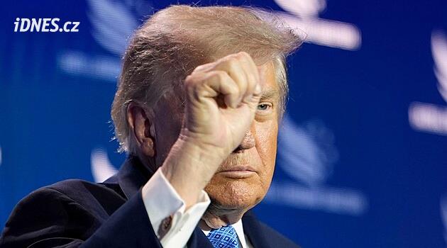 Řešení války na Ukrajině je podle Trumpa blíž, než si lidé myslí. Kdy bude mluvit s Putinem?