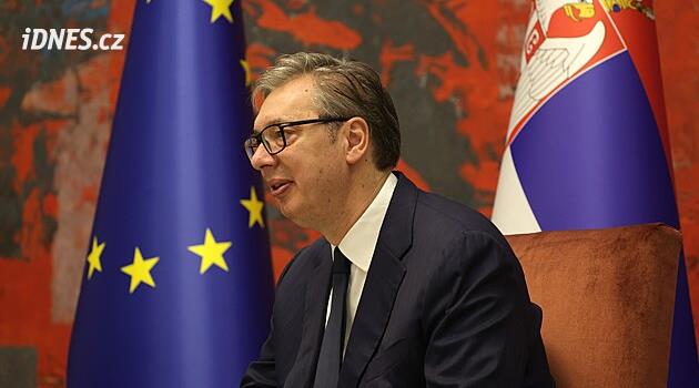 Srbský prezident Vučić řekl, kdy rezignuje. Usilovat chce o premiérský post