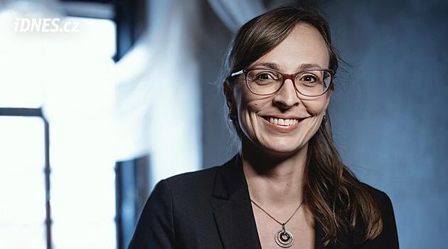 Jméno po hoře nebo s jediným písmenem? Lingvistka o tom, co rodičům už neprojde