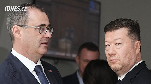 Odlišná taktika. Hmutí SPD postaví kandidáty do Senátu téměř všude, Motoristé cílí na velká města