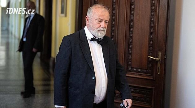 Macinka potvrdil, že na posty nastoupí velvyslanci v USA, Itálii či při OSN