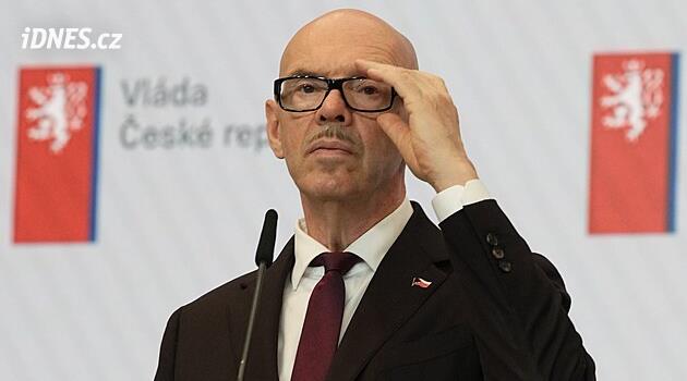 Oto Klempíř ve Petr Pavel KVIFF'e gidecek, Petr Macinka geri dönmeyecek