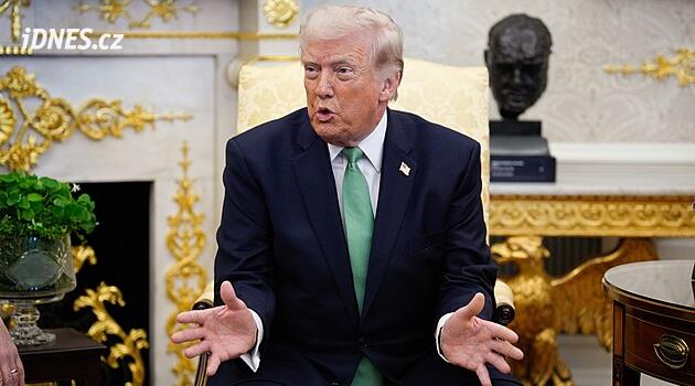 Pokud za tři roky ve volbách uspějí demokraté, dopadneme jako v Ceutě, prohlásil Donald Trump