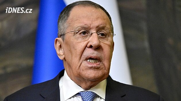 Zničíme všechno, co Západ dodá Ukrajině, řekl Lavrov. Vyloučil okamžité zastavení bojů