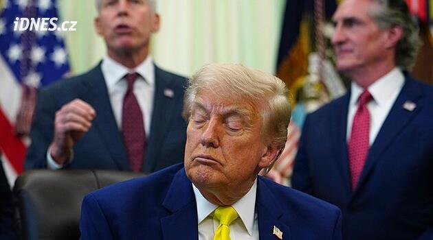 Spáč Don? Trumpovi se vrací přezdívka, kterou roky častoval Bidena