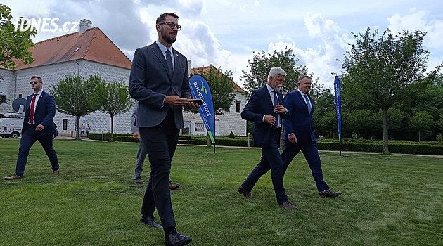 Başkan Pavel Vysočina'da: Dukovany'nin tamamlanması, drone poligonu