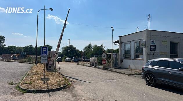 Olomouc'ta Haziran ayının sonundan itibaren meydana gelen kitlesel zehirlenmenin bir kurbanı var; ceza soruşturmacıları konuyu çözüyor