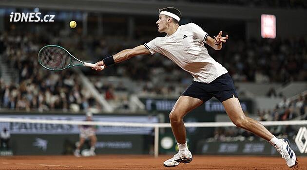 Menšík vs. Zverev v TV: Kdy a kde sledovat živě semifinále Roland Garros 2026