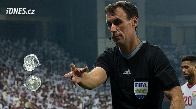 FIFA, şampiyona öncesinde su şişelerini yasakladı
