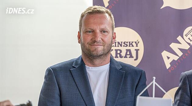 Senátní volby v Uherském Hradišti: Jako záchranář denně vidím, co lidi trápí, říká Vašica