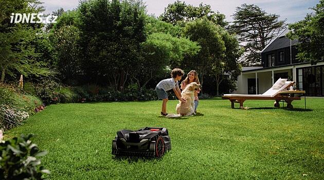 Lidl zlevnil robotickou sekačku Parkside o 5 000 korun. Češi z ní šílí, je to tragedie