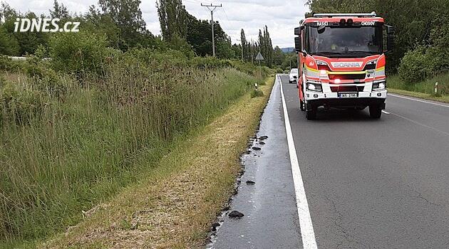 İtfaiyeciler Vřesová'daki bir fabrikadaki kimyasal sızıntıyı ortadan kaldırdı