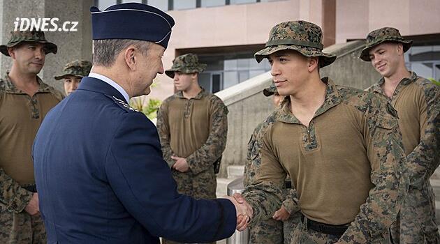 Nečekaná návštěva ve Venezuele. Dorazil náčelník generálního štábu USA