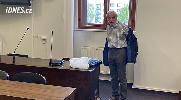Soud potrestal bývalého estébáka za perzekuci signatáře
