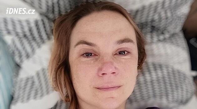 Prostějov'lu bir kadın nadir görülen bir hastalıktan muzdarip. Sonra nöroborreliosis vurdu